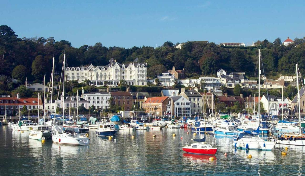 Beautiful 1Br Apartment In Historic St Aubin House Eksteriør billede