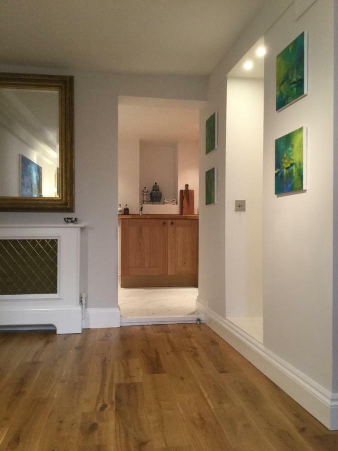 Beautiful 1Br Apartment In Historic St Aubin House Eksteriør billede