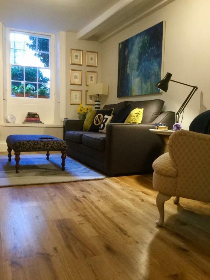 Beautiful 1Br Apartment In Historic St Aubin House Eksteriør billede